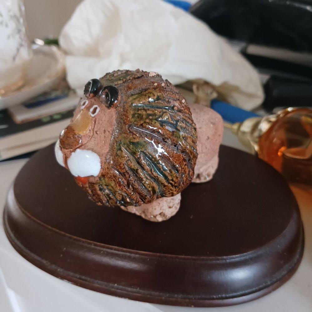 Lion Figurine. 1970 Enesco